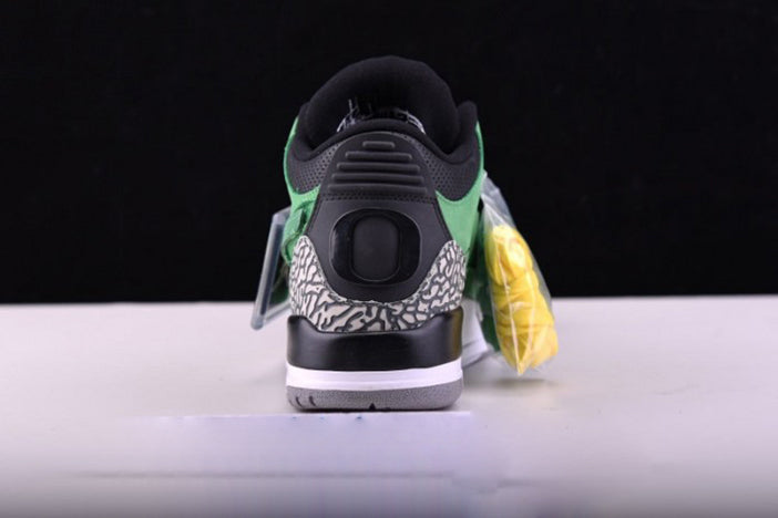 AIR JORDAN 3 "TINKER OREGON DUCK”
