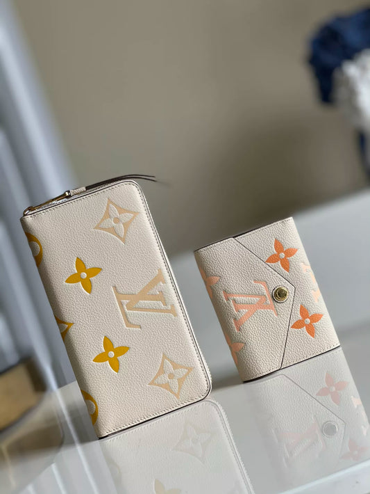 LOUIS VUITTON 19.5X10.5X2.5CM BY THE POOL