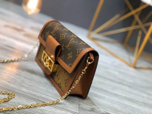 LOUIS VUITTON 19×12×5CM/20*15*9CM LV DAUPHINE WALLET ON CHAIN WOC