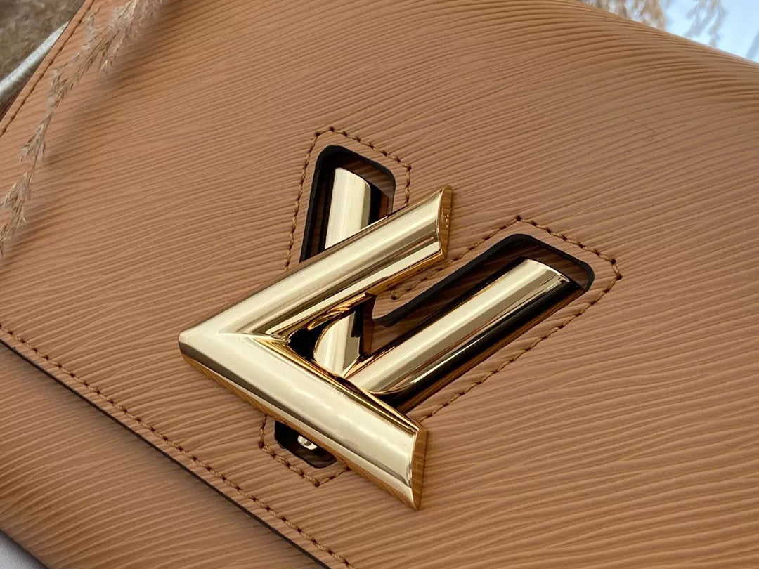 LOUIS VUITTON 23 X 17 X 9.5CM MM TWIST