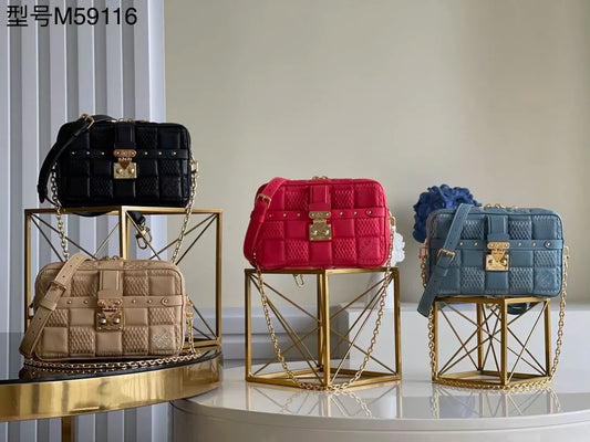 LOUIS VUITTON TROCA LV DAMIER S-LOCK HAND BAGS