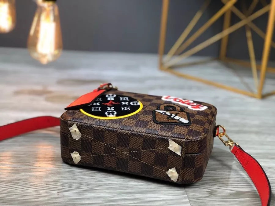 LOUIS VUITTON 19X14.5X5.5CM STORIES BOX