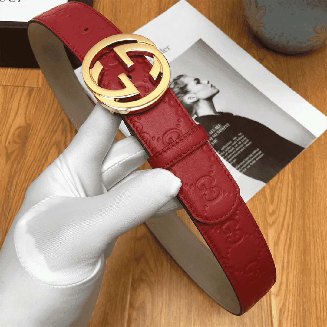 GUCCI INTERLOCKING G-BUCKLE LEATHER BELT