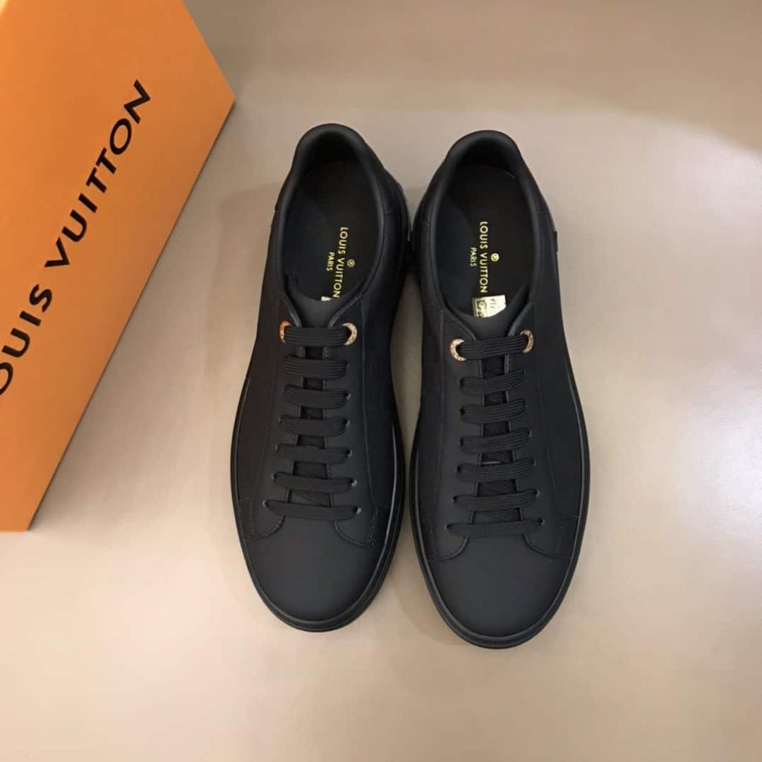 LOUIS VUITTON TIME OUT SNEAKER