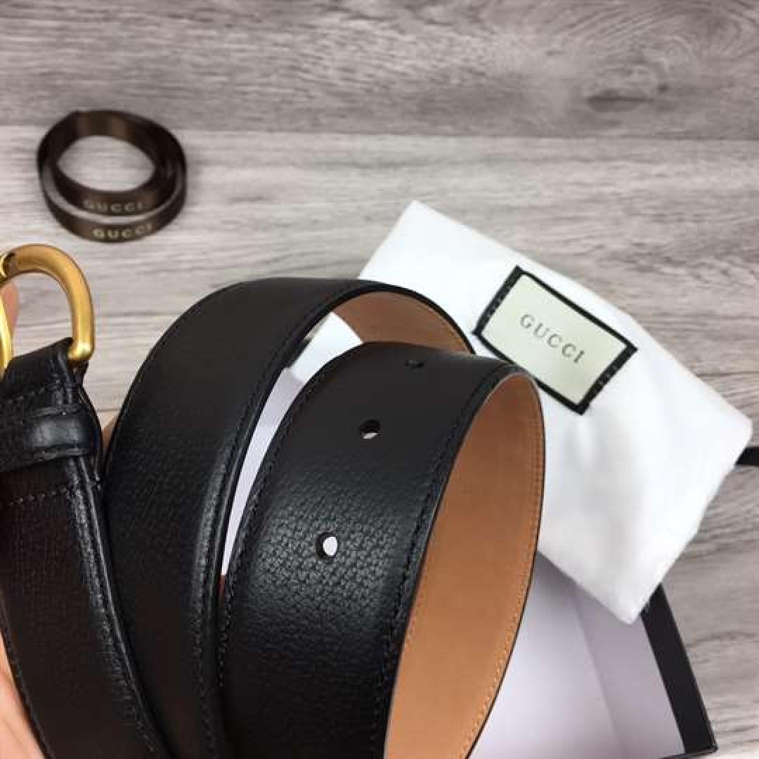 GUCCI BEE PENDANT LEATHER BELT