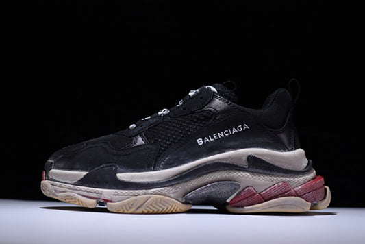 BALENCIAGA TRIPLE S