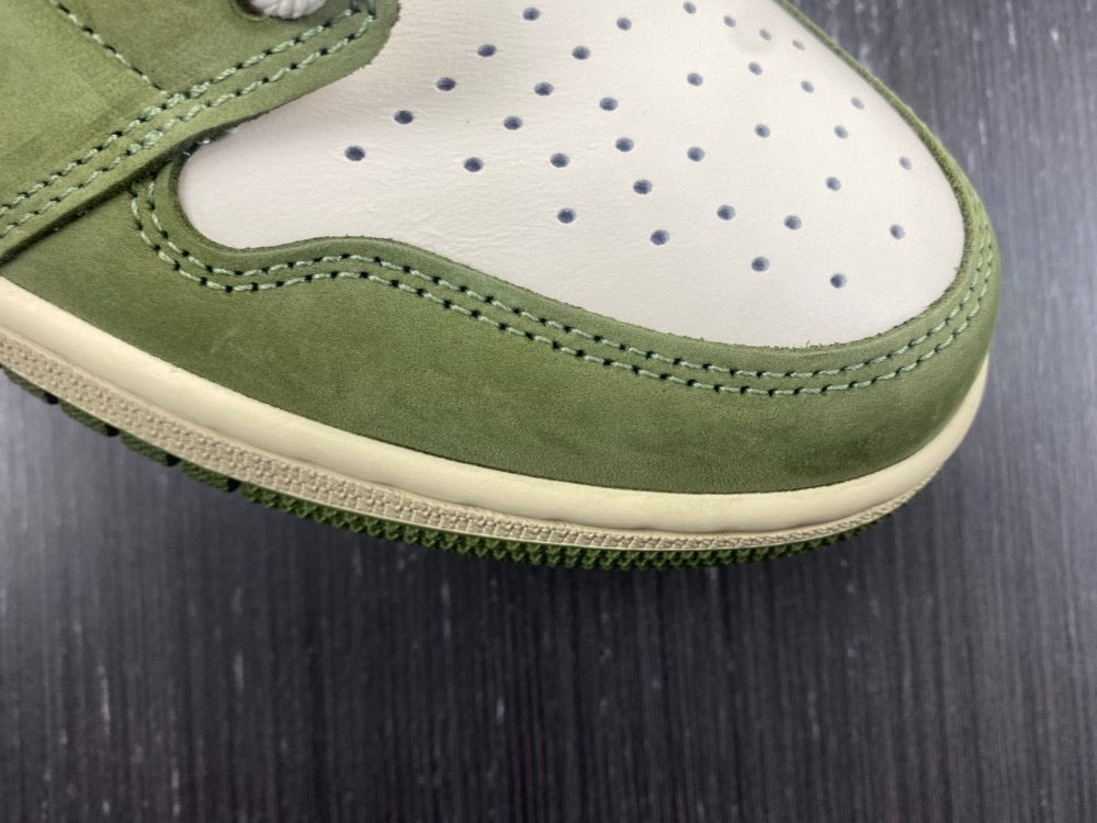 AIR JORDAN 1 HIGH OG “CELADON”
