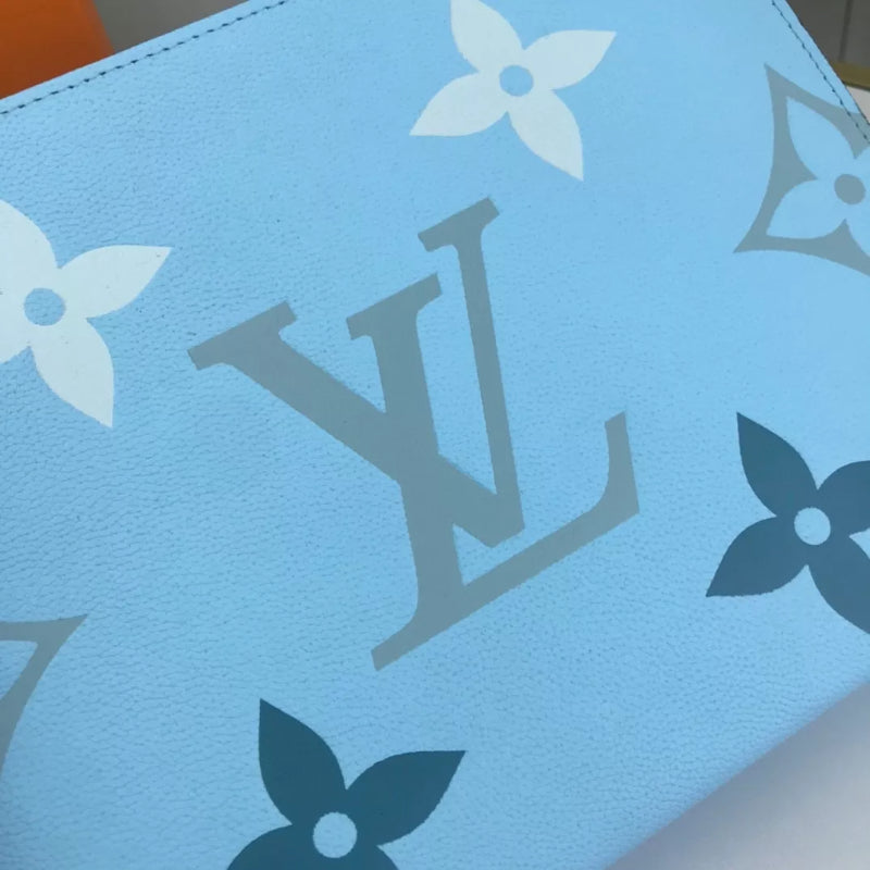 LOUIS VUITTON 25 X 20 X 5.5CM BY THE POOL CRAFTY 26 MONOGRAM