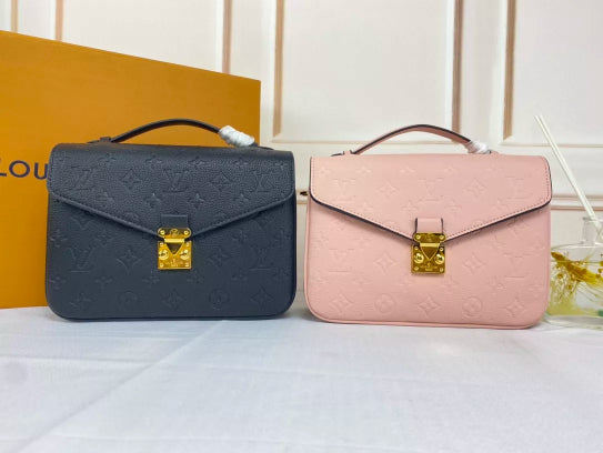 LOUIS VUITTON 25.0 X 19.0 X 7.0 POCHETTE MÉTIS MONOGRAMME EMPREINTE
