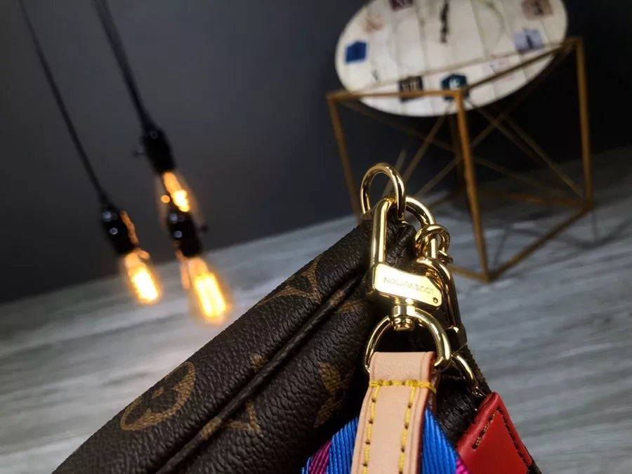 LOUIS VUITTON PACKET 14*9CM BIG BAG 24*16CM FAVORITE