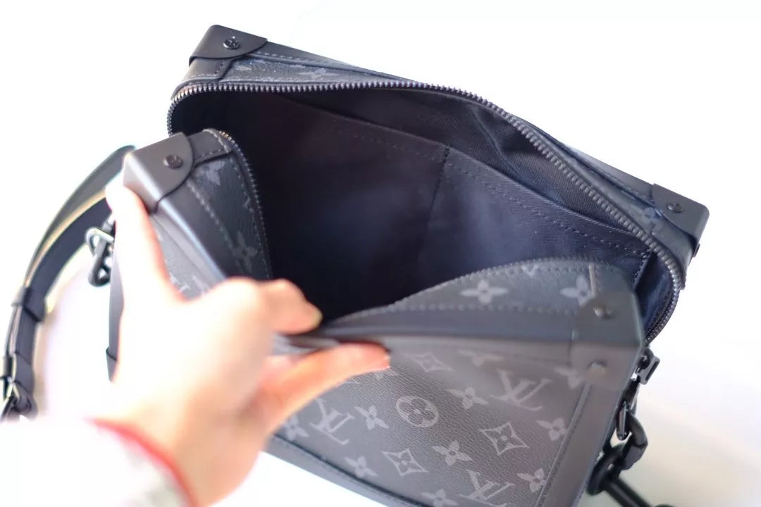LOUIS VUITTON 25*18*10CM BLACK FLOWER LARGE BOX