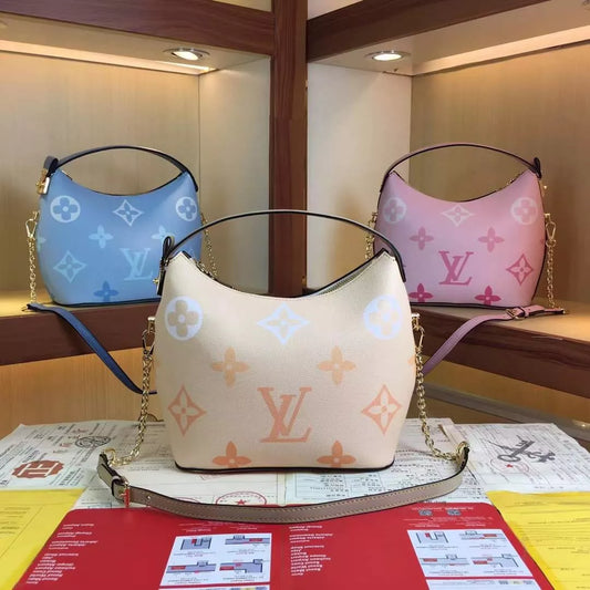 LOUIS VUITTON 24X22X13CM 2COLORS BY THE POOL MARSHMALLOW HOBO