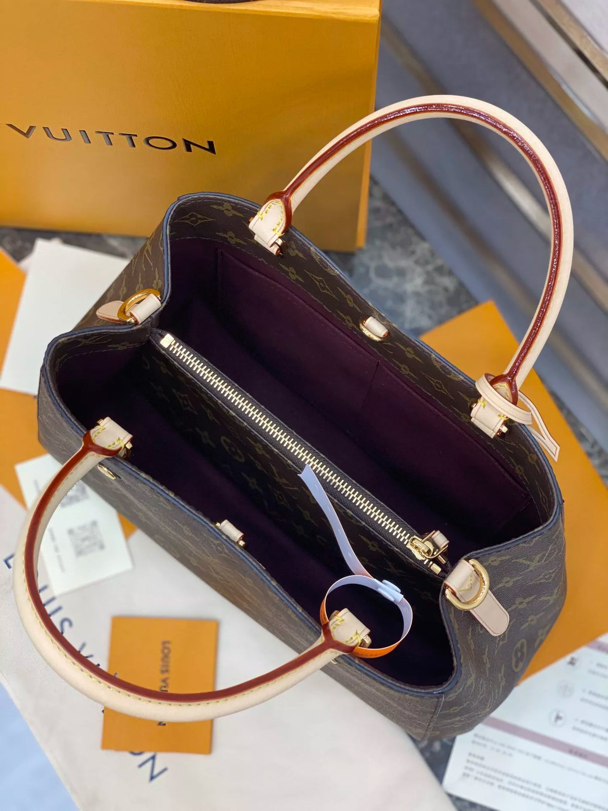 LOUIS VUITTON MONTAIGNE BB 33X23X15CM MB GRADE