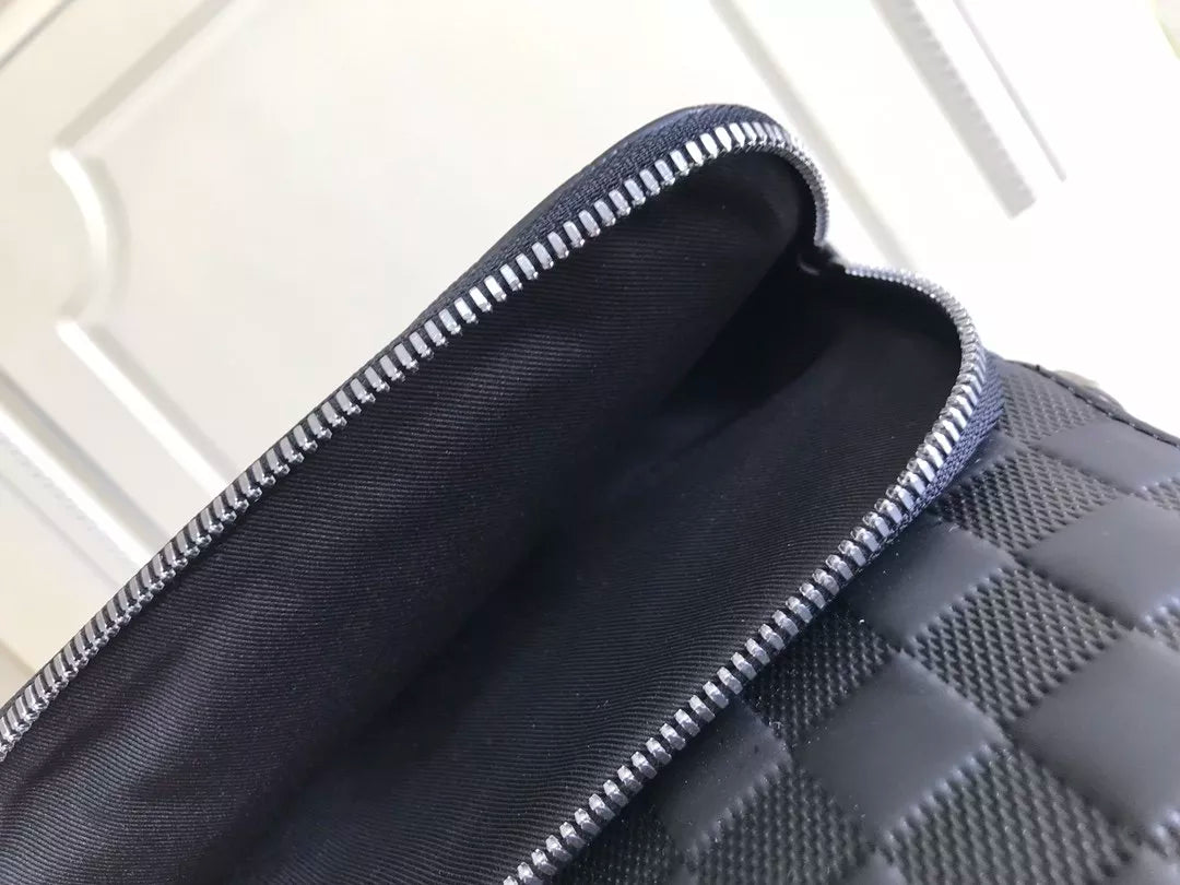 LOUIS VUITTON 20 X 31 X 10CM AVENUE SHOULDER BAG, DAMIER INFINI LEATHER