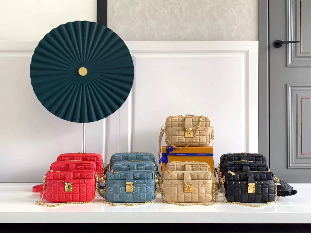 LOUIS VUITTON TROCA LV DAMIER S-LOCK HAND BAGS