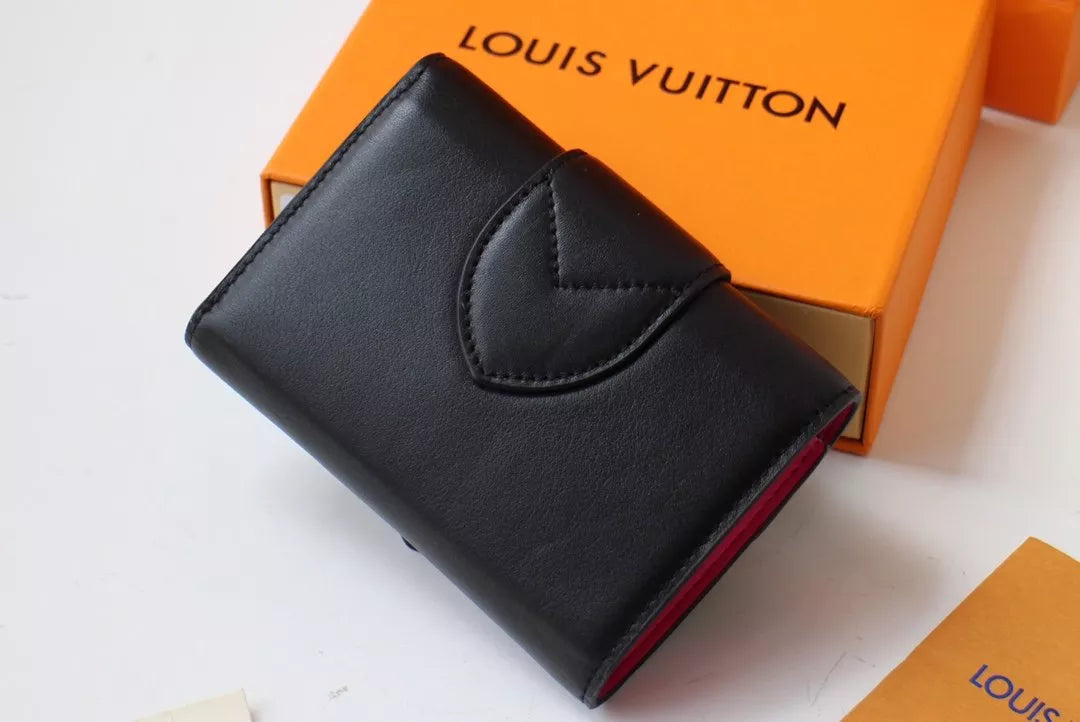 LOUIS VUITTON  2.0 X 9.0 X 2.5 CM WALLET