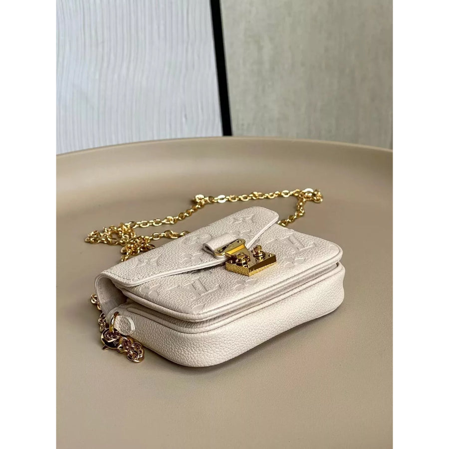 LOUIS VUITTON 14*11*3.5CM MICRO METIS CHAIN BAG, LEATHER
