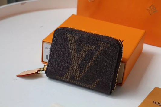 LOUIS VUITTON 11.0 x 8.5 x 2.0CM WALLET BAG