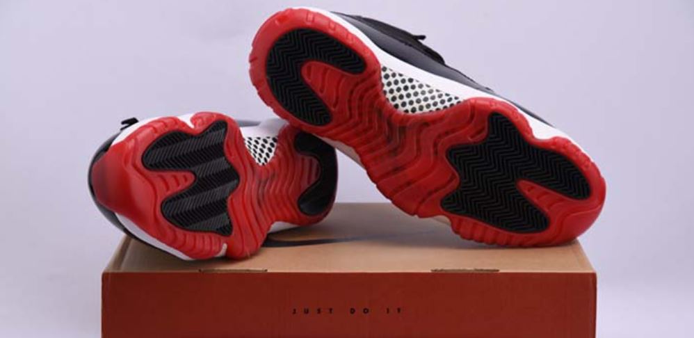 AIR JORDAN 11 "BRED" 2019