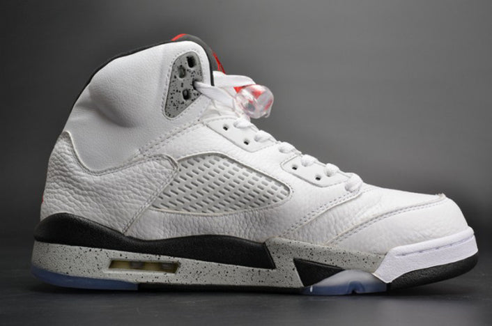 AIR JORDAN 5 RETRO "WHITE CEMENT"