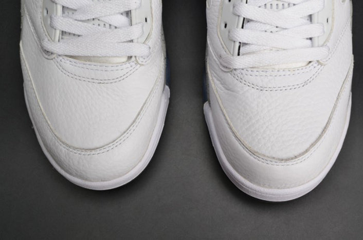 AIR JORDAN 5 RETRO "WHITE CEMENT"