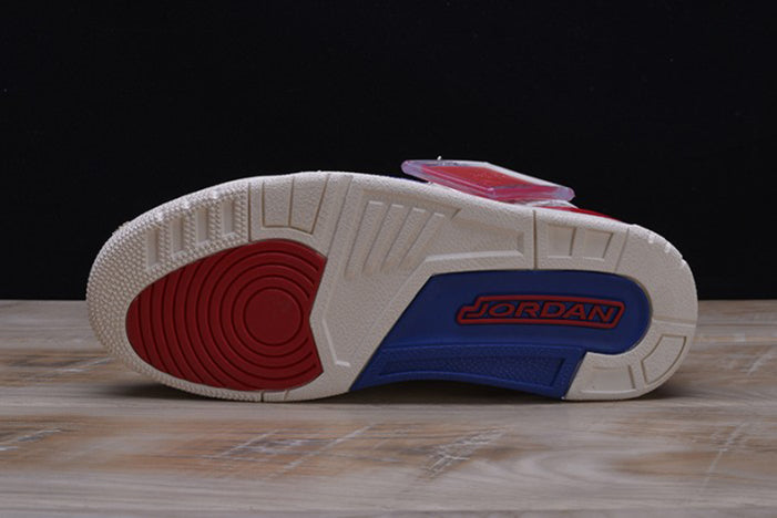 AIR JORDAN 3 RETRO "INTERNATIONAL FLIGHT"