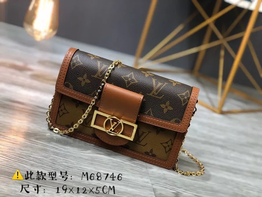 LOUIS VUITTON 19×12×5CM/20*15*9CM LV DAUPHINE WALLET ON CHAIN WOC