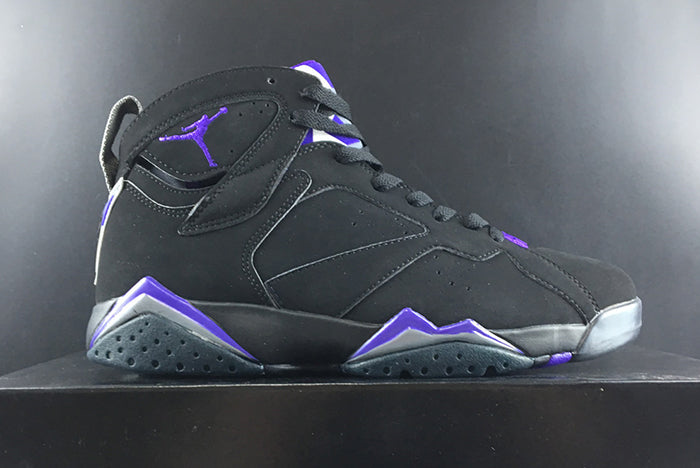 AIR JORDAN 7 RETRO "RAY ALLEN BUCKS"