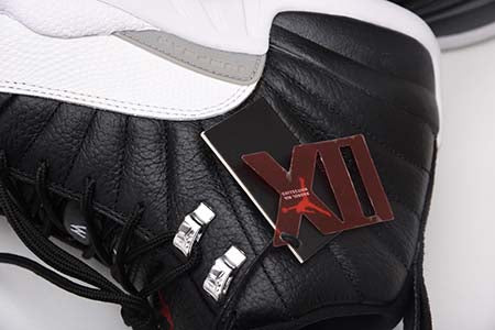 AIR JORDAN 12 RETRO "PLAYOFFS"