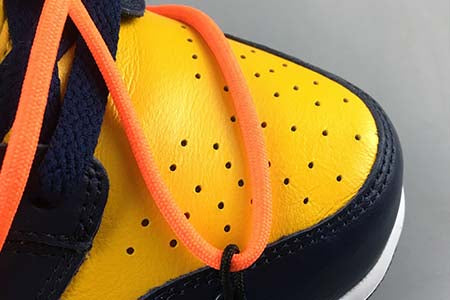 NIKE DUNK LOW OFF-WHITE "MICHIGAN"