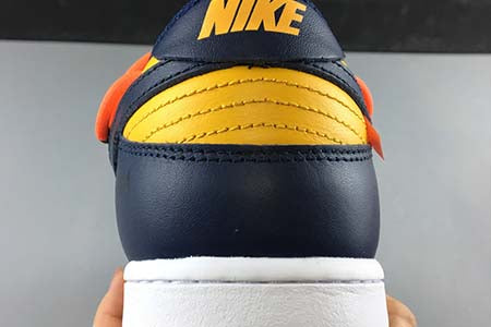 NIKE DUNK LOW OFF-WHITE "MICHIGAN"