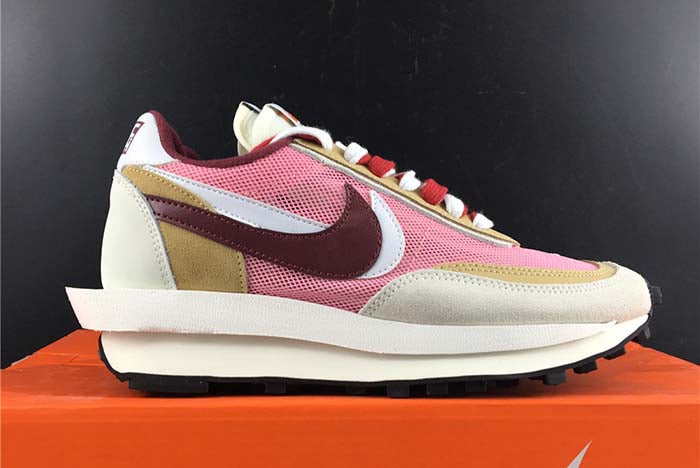 NIKE LDV WAFFLE SACAI "PINK"