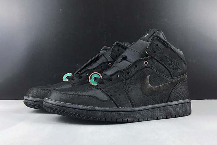 AIR JORDAN 1 MID "FEARLESS BLACK"