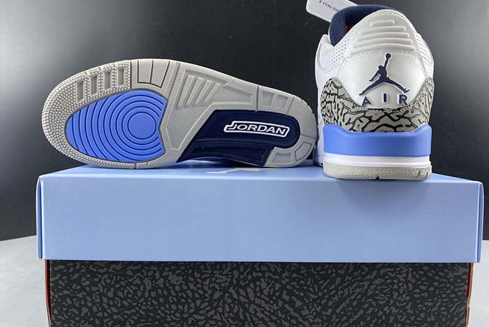 AIR JORDAN 3 “UNC”