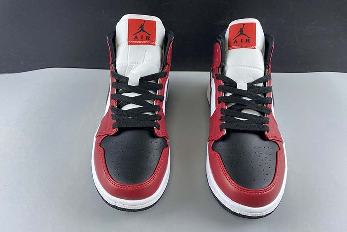 AIR JORDAN 1 MID "CHICAGO"