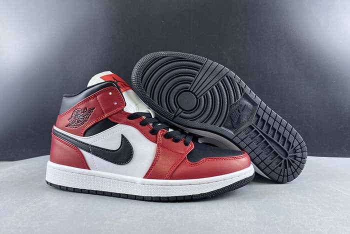 AIR JORDAN 1 MID "CHICAGO"