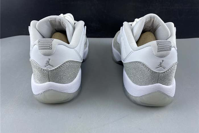 AIR JORDAN 11 WMNS “METALLIC SILVER”