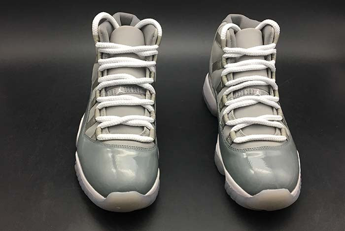 AIR JORDAN 11 RETRO "COOL GREY"
