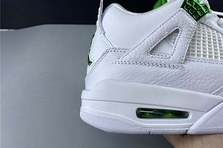 AIR JORDAN 4 “PINE GREEN”