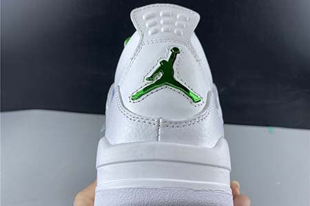 AIR JORDAN 4 “PINE GREEN”