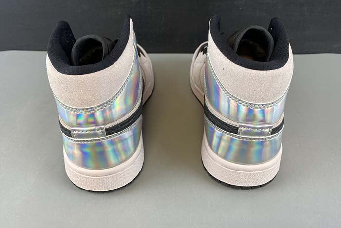 AIR JORDAN 1 MID "DIRTY POWDER IRIDESCENT" (WMNS)