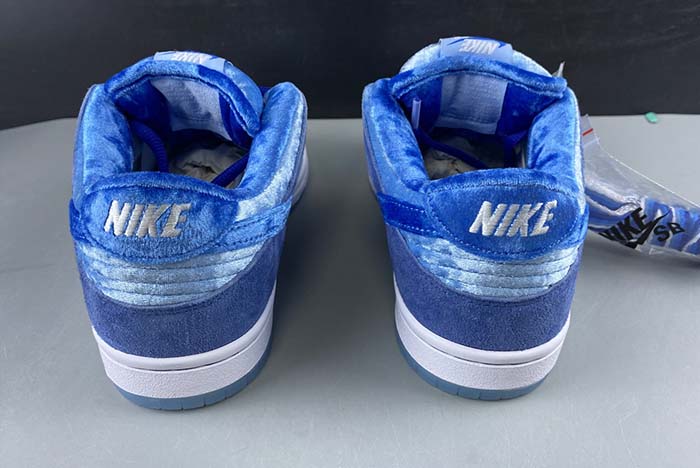 STRANGELOVE X NK SB DUNK LOW