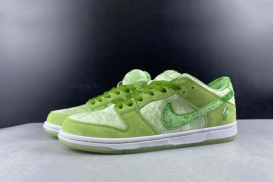 STRANGELOVE X NK SB DUNK LOW