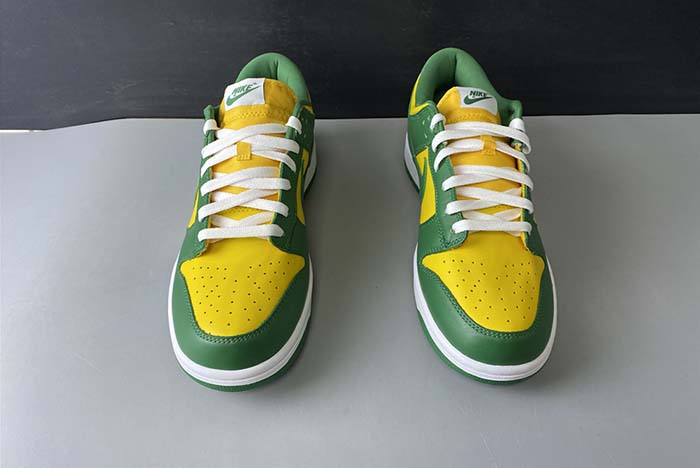 NIKE DUNK LOW SP "BRAZIL"