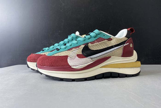 NIKE SACAI PEGASUS VAPORFLY "VILAIN RED"