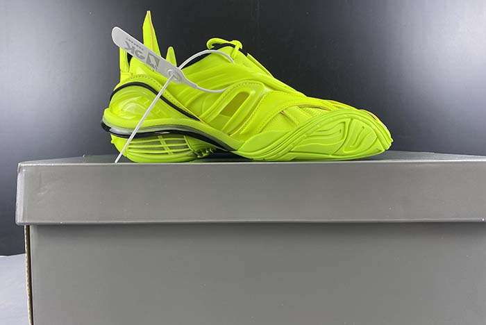 BALENCIAGA GREEN TYREX SNEAKERS