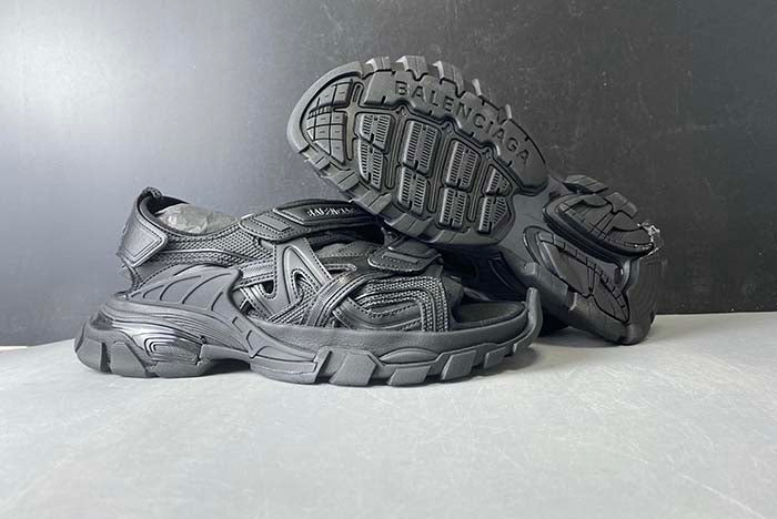 BALENCIAGA TRACK SANDAL "TRIPLE BLACK"