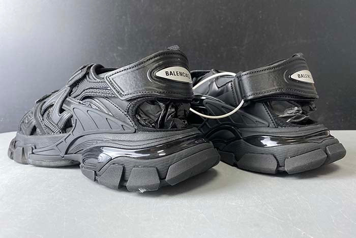 BALENCIAGA TRACK SANDAL "TRIPLE BLACK"
