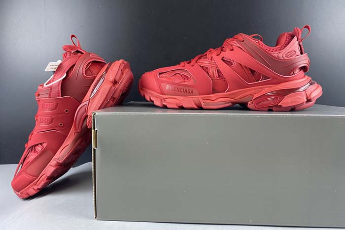 BALENCIAGA TRACK 3.0 RED
