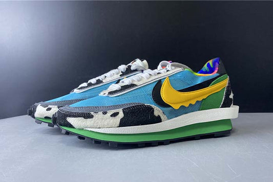 NIKE LVD WAFFLE SACAI "DAYBREAK BLUE SKY WHITE CLOUD"